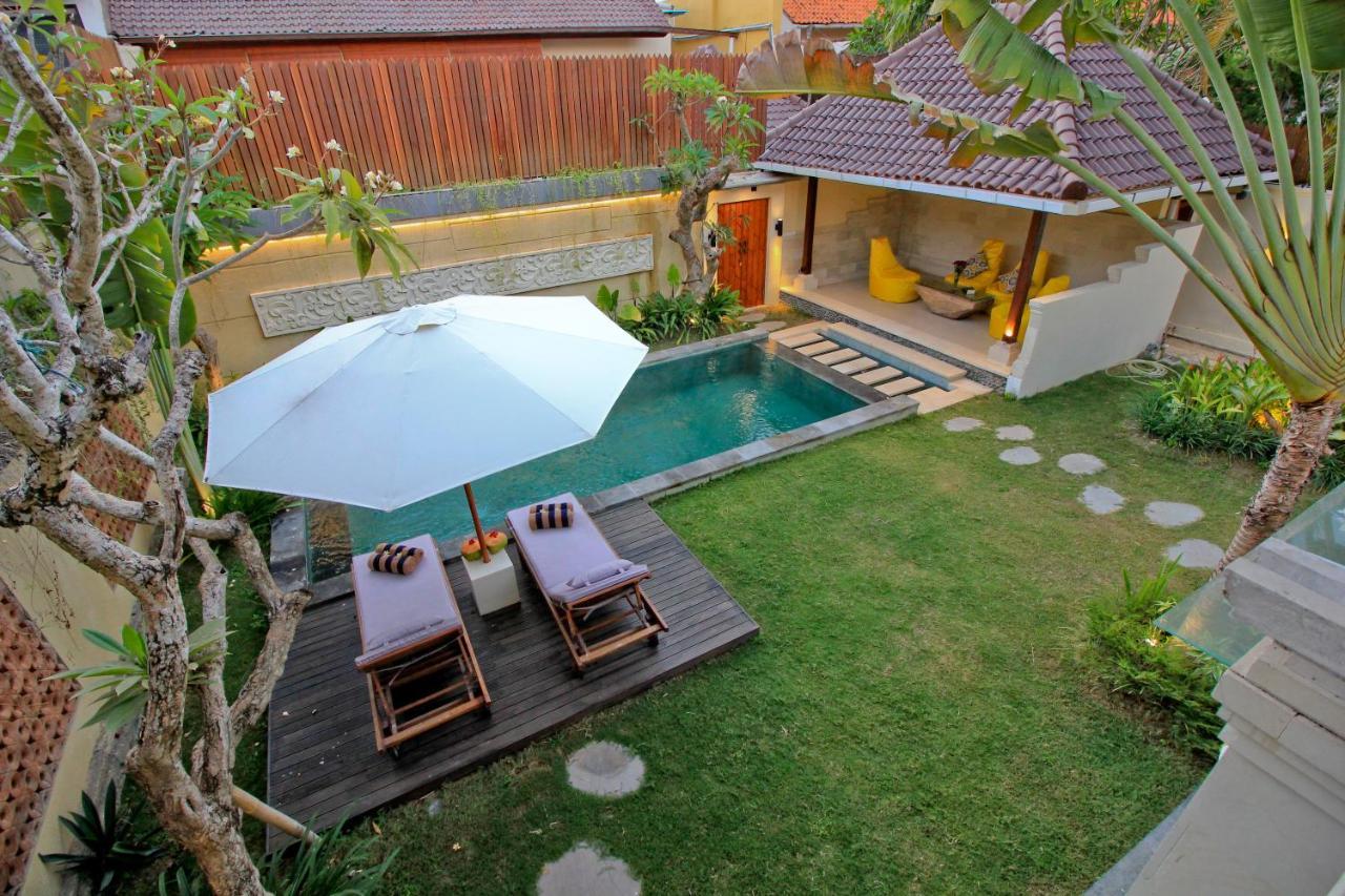 Uma Lima Villa Batu Belig - Close To The Beach Canggu Exteriör bild