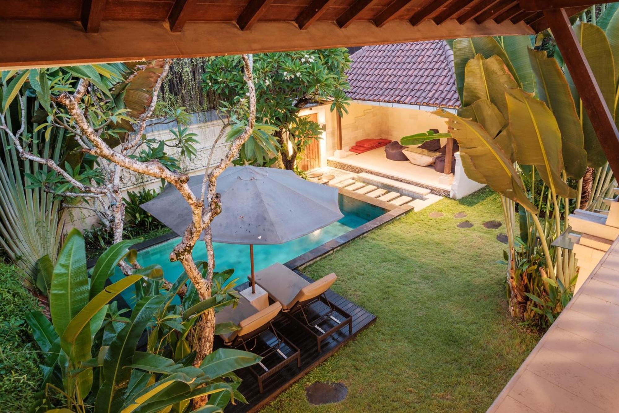 Uma Lima Villa Batu Belig - Close To The Beach Canggu Exteriör bild